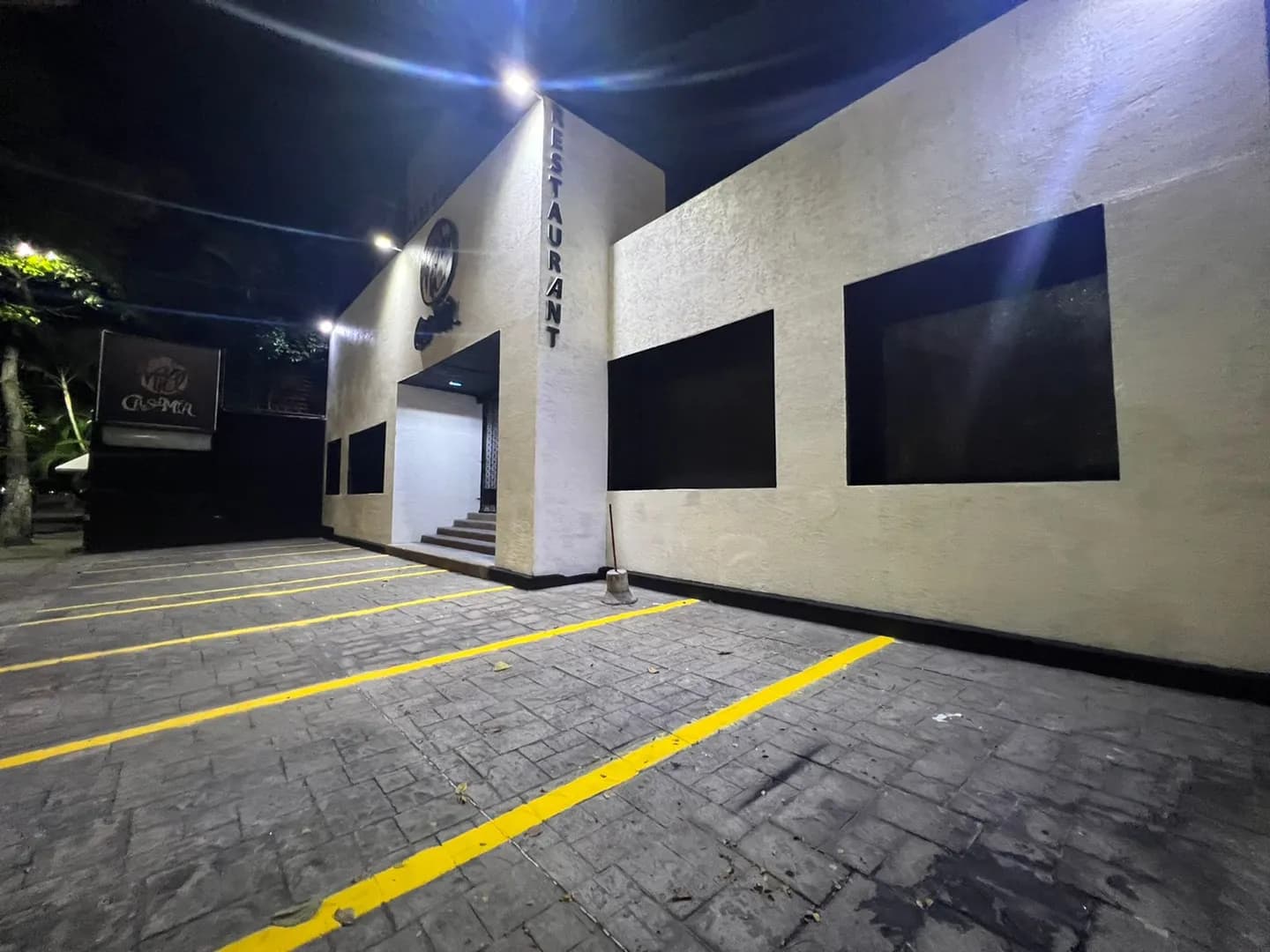 LOCAL PREMIUM EN LAS MERCEDES - 1